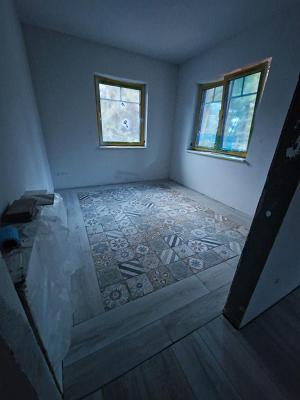 Fliesenlegermeisterin Melanie Horgas