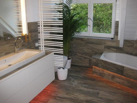 Fliesen Kroiß-"Kroiß fliest ois" Ihr Fliesenlegermeister-Betrieb