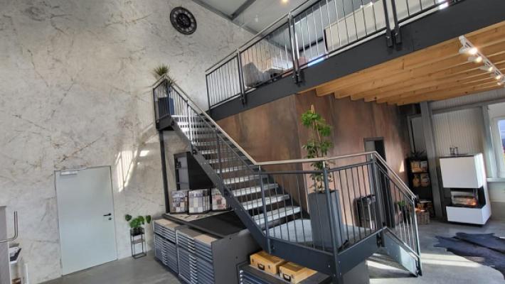 Fliesen-Ofen Hausladen