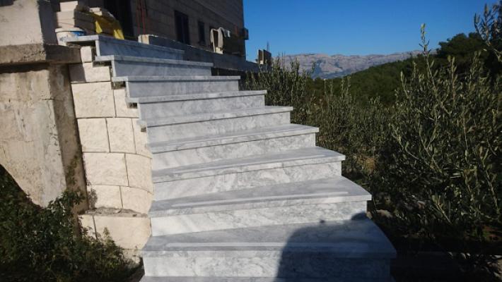 Naturstein Montage Blaz Curkovic