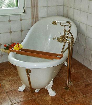 RENOVIERUNGARBEITEN - FLIESENLEGER