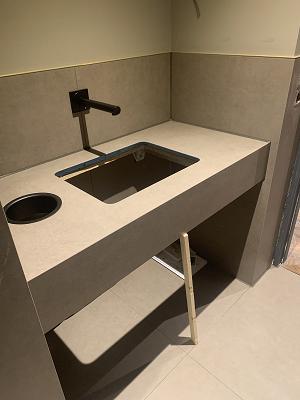 Fliesenleger La Mela GmbH & Co. KG