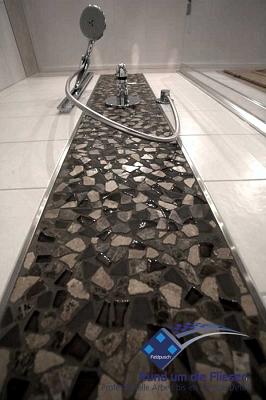 Rund um die Fliesen GmbH