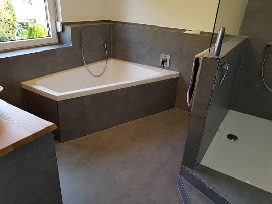 Micha Windisch - Fliesen- Platten- und Mosaik Verlegearbeiten, Glas-Kabinen, LED Technik und Komplettsanierung