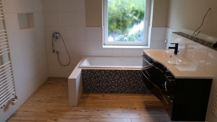 M. Decker ihre fliesenleger