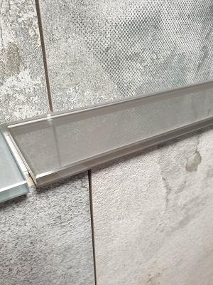 Zonser Fliesenzentrale Schrills