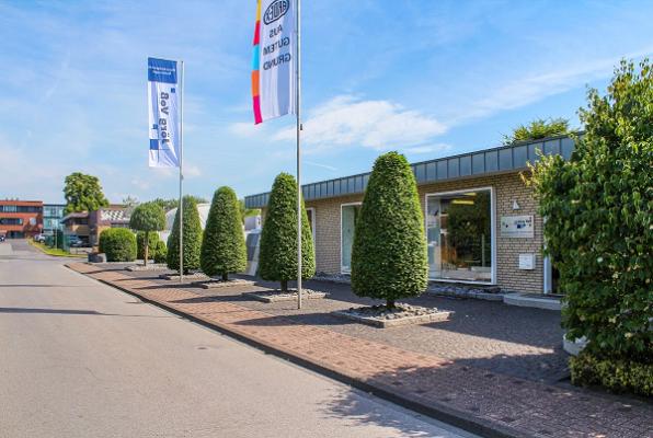 Fliesen Jörg Voß GmbH & Co. KG