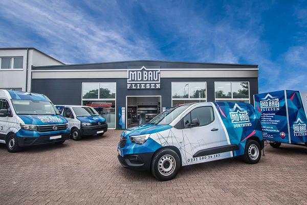 MD Bau GmbH / Badumbau / NeuBau / Baudienstleistungen - Fliesenaustellung - Badausstellung & Sockelleisten Zuschnitt