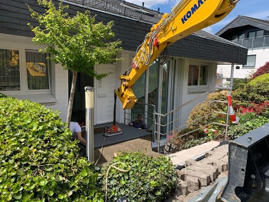 Falkensahin Bearbeitungszentrum für Natursteine und Fliesen