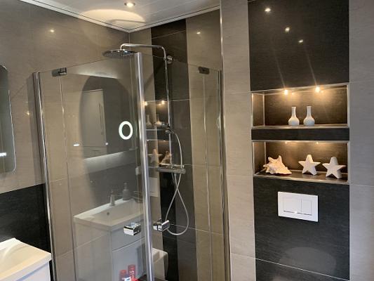 Fliesenleger in Cottbus - Fugenschnitt