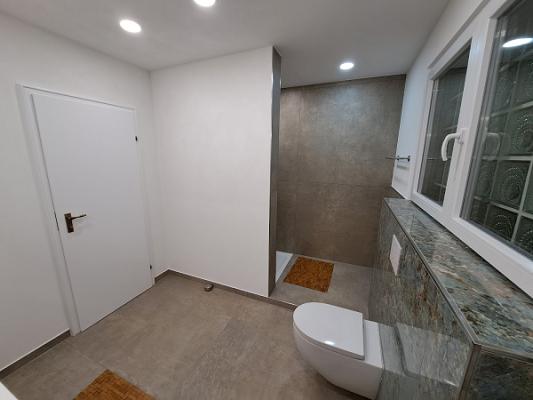 SHS GmbH Fliesenfachgeschäft