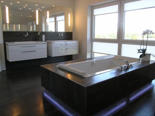 Lübecker Fliesenverlegung