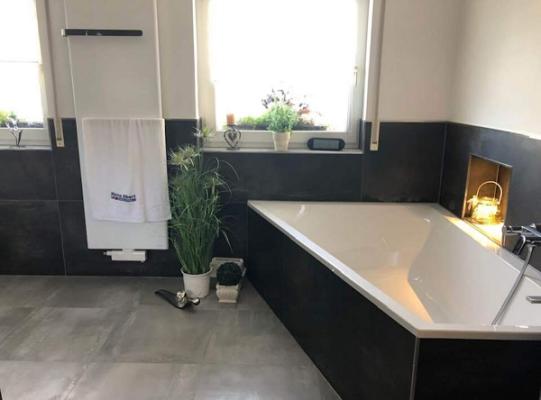 Naturstein & Fliesenlegerbetrieb STRAUSS