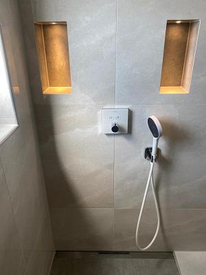 Fliesen Albert Badrenovierung, Komplettbadsanierung