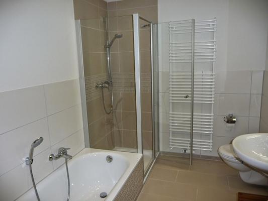 Neil Bushill Kreative Fliesen-Ideen Fliesenleger