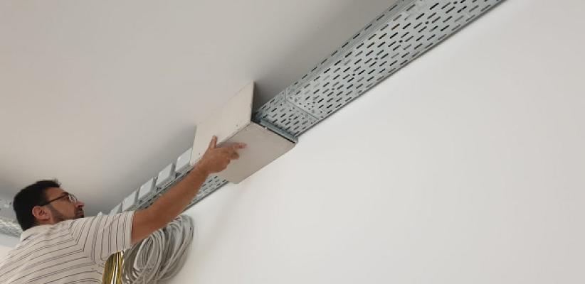 Atef Akram Trockenbau und Bodenleger