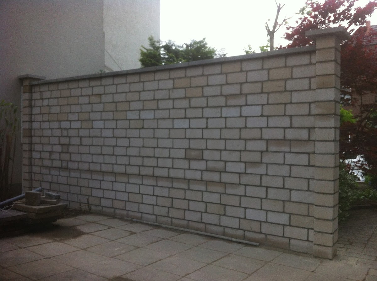 Glörfeld Bau